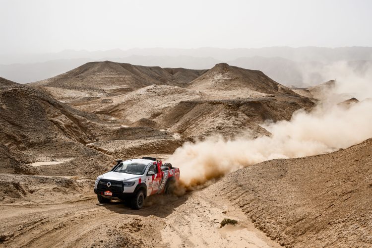 1758379585-a4fa14d426da2d9