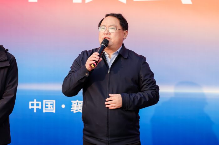 1766249621-4898c25b2691e67